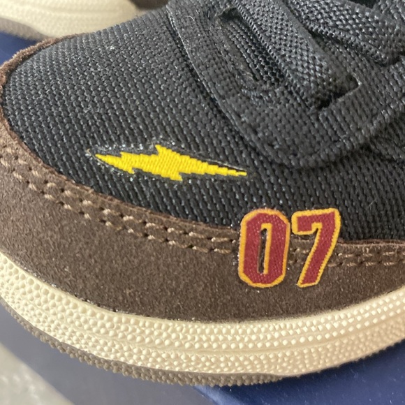 NIB Harry Potter Reebok toddler sneakers - Picture 6 of 8